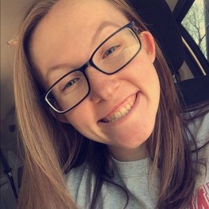 Meet your Posher, Elisabeth